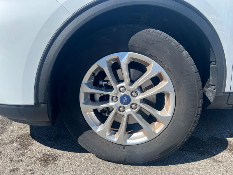 Photo 8 de l’annonce de FORD Kuga d’occasion à vendre à TOULON