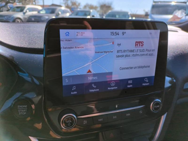 Photo 9 de l’annonce de FORD Fiesta d’occasion à vendre à NÎMES