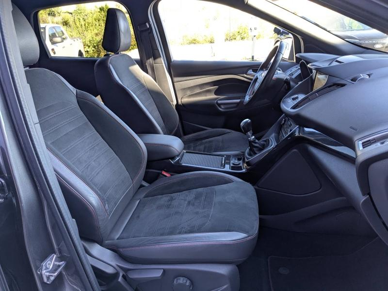 Photo 17 de l’annonce de FORD Kuga d’occasion à vendre à LA VALETTE