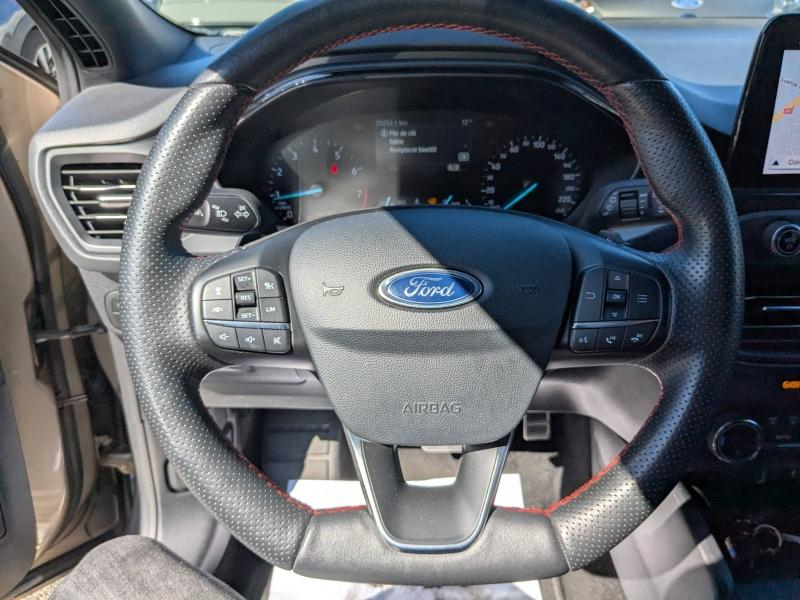 Photo 13 de l’annonce de FORD Focus d’occasion à vendre à LA VALETTE