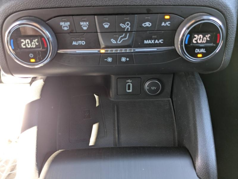 Photo 16 de l’annonce de FORD Focus d’occasion à vendre à LA VALETTE