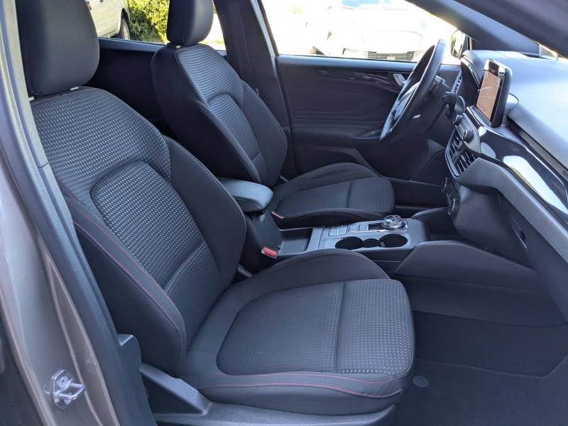 Photo 20 de l’annonce de FORD Focus d’occasion à vendre à LA VALETTE