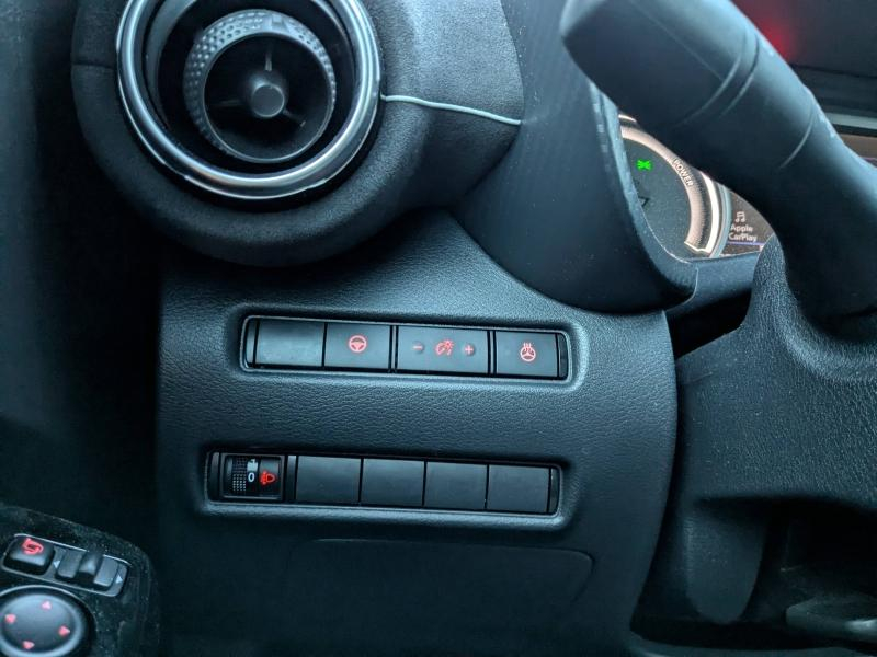 Photo 17 de l’annonce de NISSAN Juke d’occasion à vendre à MONTPELLIER