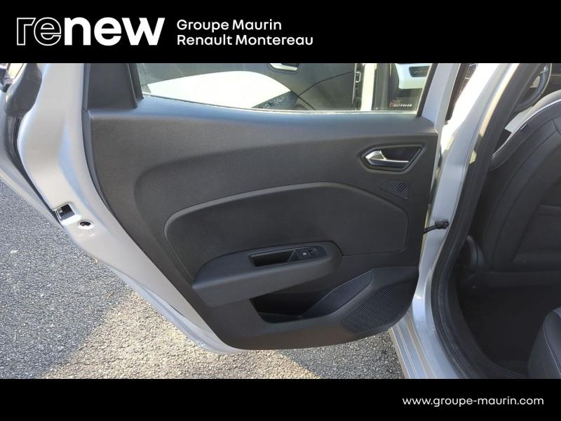 Photo 18 de l’annonce de RENAULT Clio d’occasion à vendre à VARENNES SUR SEINE