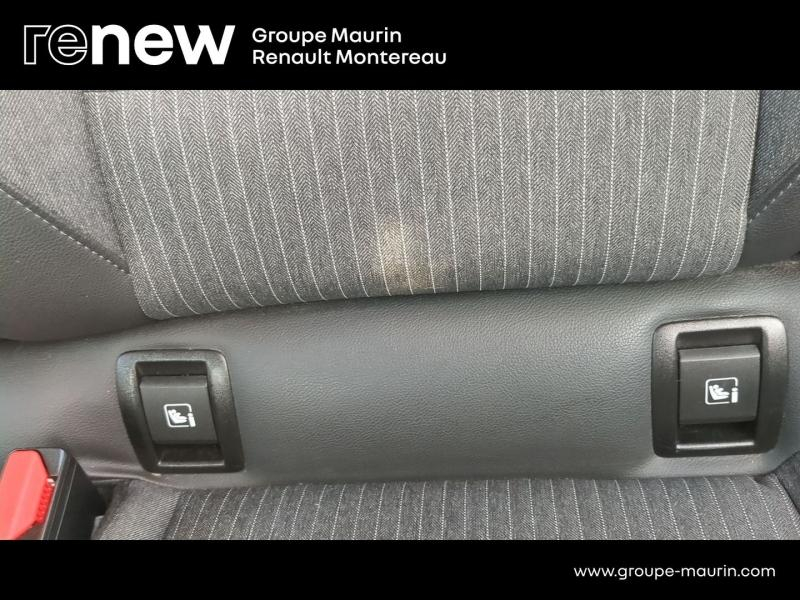 Photo 19 de l’annonce de RENAULT Clio d’occasion à vendre à VARENNES SUR SEINE