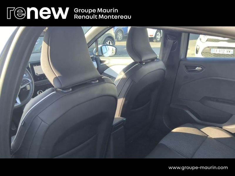 Photo 20 de l’annonce de RENAULT Clio d’occasion à vendre à VARENNES SUR SEINE