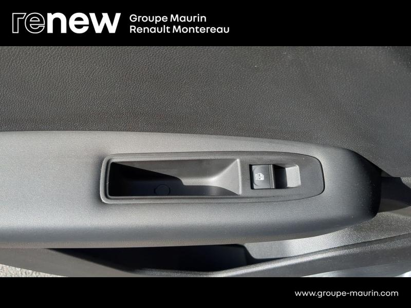 Photo 19 de l’annonce de RENAULT Captur d’occasion à vendre à VARENNES SUR SEINE