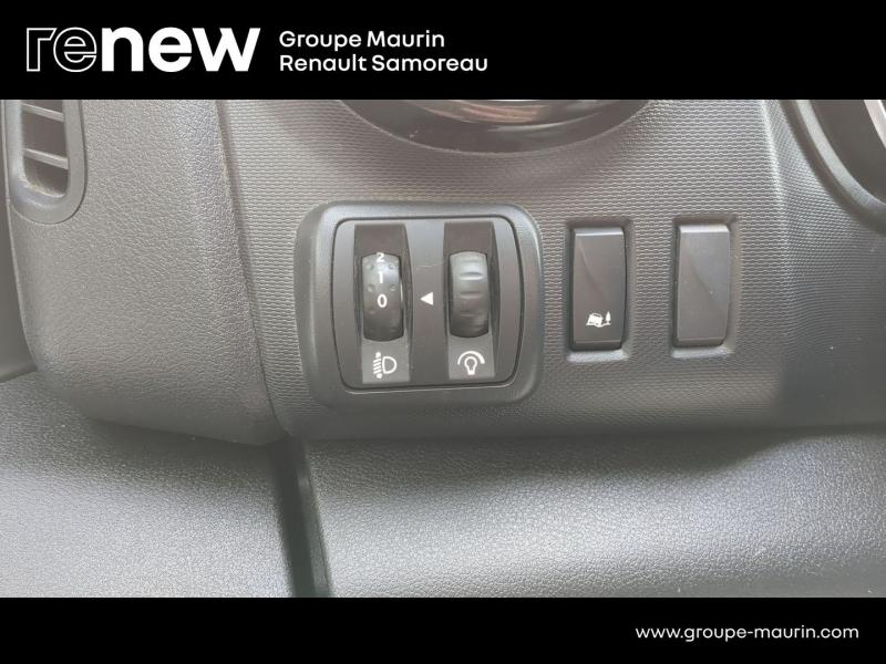 Photo 18 de l’annonce de RENAULT Trafic Fg VUL d’occasion à vendre à SAMOREAU