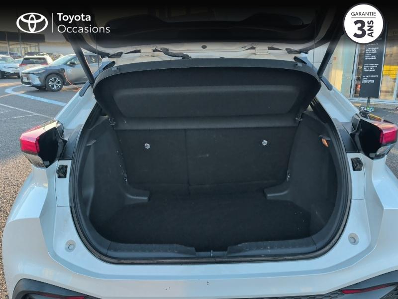 Photo 10 de l’annonce de TOYOTA C-HR d’occasion à vendre à AUBIÈRE