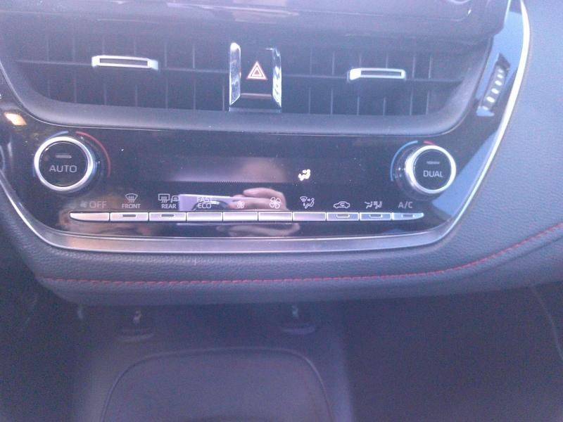 Photo 10 de l’annonce de TOYOTA Corolla Touring Spt d’occasion à vendre à PERPIGNAN