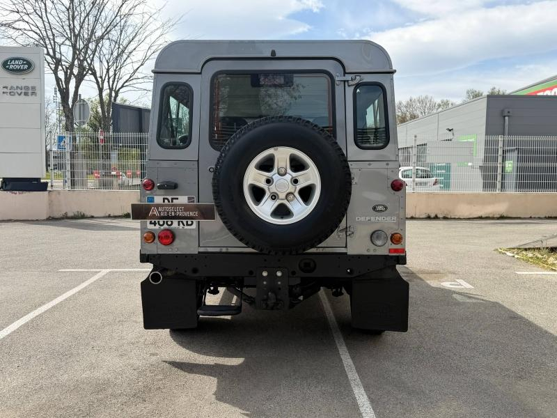 Photo 4 de l’annonce de LAND-ROVER Defender d’occasion à vendre à AIX-EN-PROVENCE