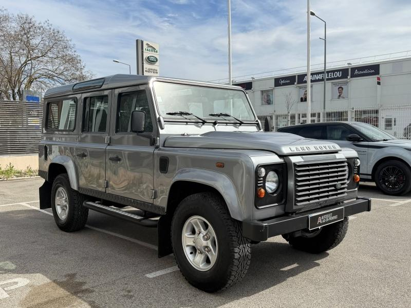 Photo 6 de l’annonce de LAND-ROVER Defender d’occasion à vendre à AIX-EN-PROVENCE