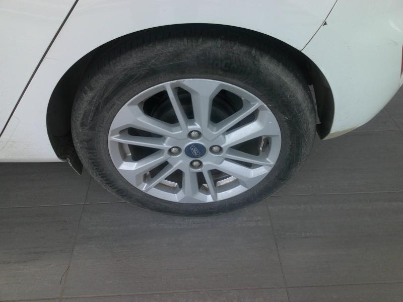Photo 18 de l’annonce de FORD Fiesta d’occasion à vendre à PERPIGNAN