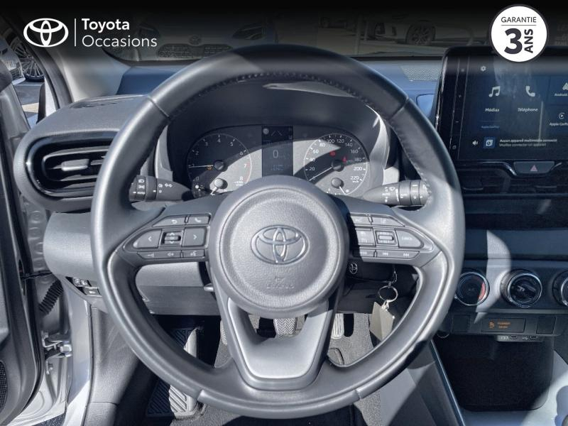 Photo 9 de l’annonce de TOYOTA Yaris d’occasion à vendre à MONTFAVET