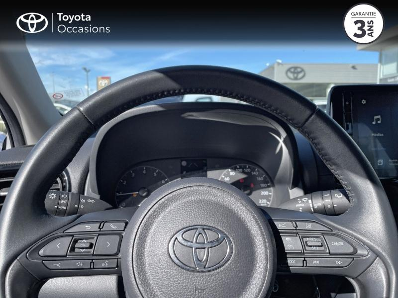 Photo 13 de l’annonce de TOYOTA Yaris d’occasion à vendre à MONTFAVET