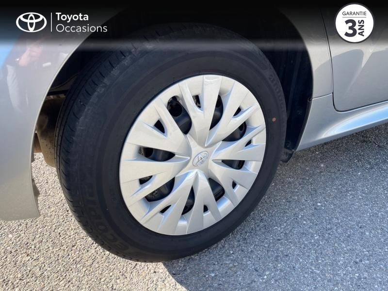 Photo 16 de l’annonce de TOYOTA Yaris d’occasion à vendre à MONTFAVET