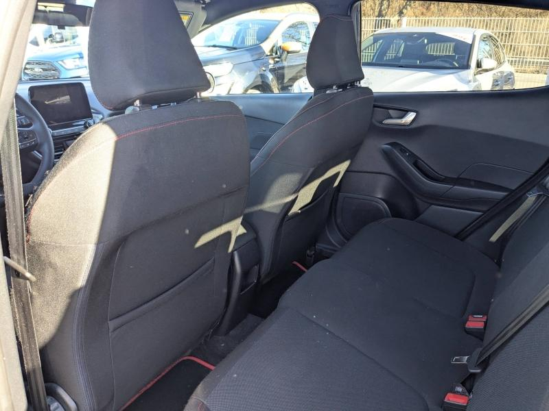 Photo 13 de l’annonce de FORD Fiesta d’occasion à vendre à GAP