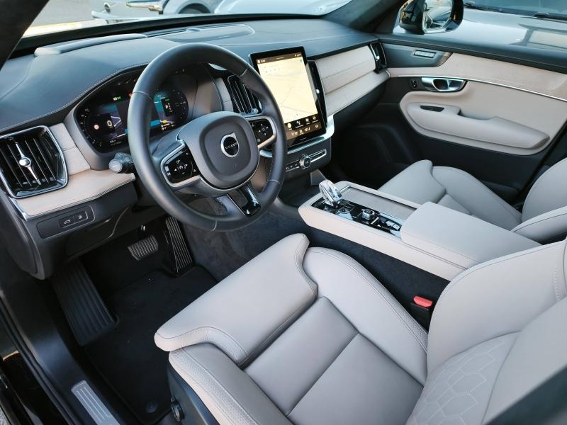 Photo 5 de l’annonce de VOLVO XC90 d’occasion à vendre à AVIGNON