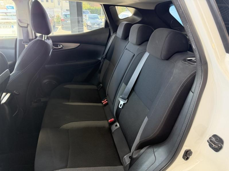 Photo 10 de l’annonce de NISSAN Qashqai d’occasion à vendre à PAYS DE GEX