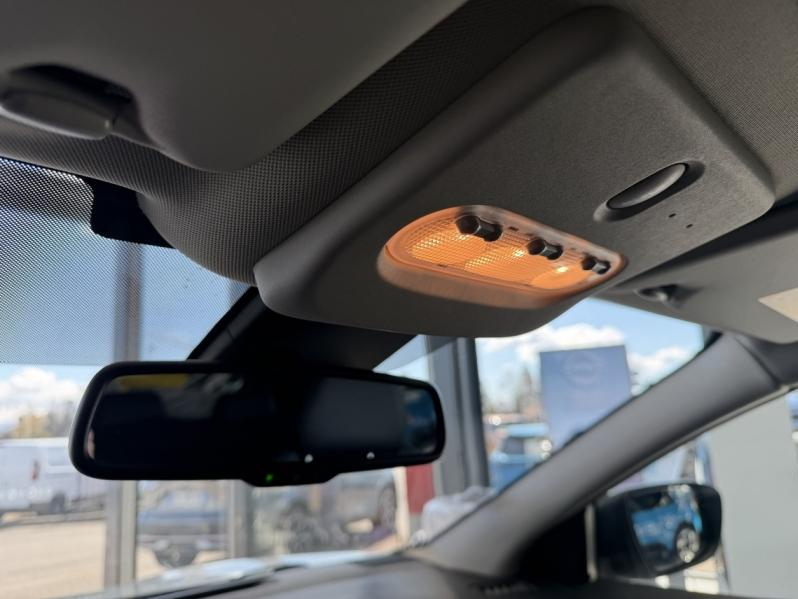 Photo 17 de l’annonce de NISSAN Qashqai d’occasion à vendre à PAYS DE GEX