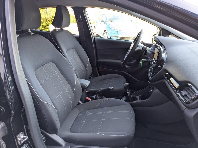 Photo 17 de l’annonce de FORD Fiesta d’occasion à vendre à BRIGNOLES