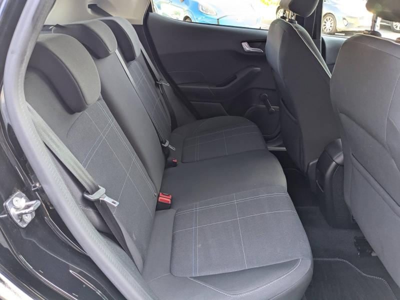 Photo 18 de l’annonce de FORD Fiesta d’occasion à vendre à BRIGNOLES