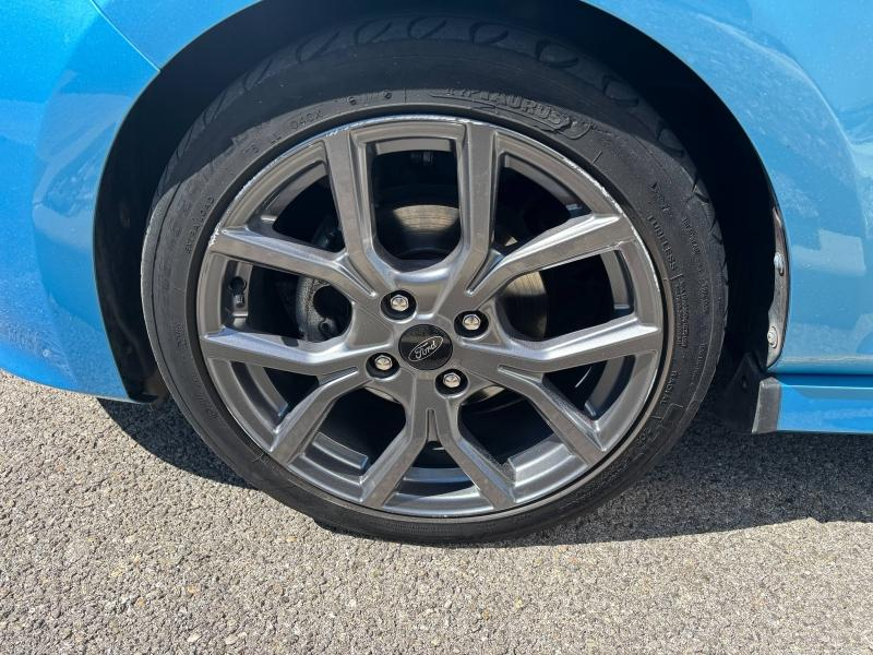 Photo 11 de l’annonce de FORD Fiesta d’occasion à vendre à LA GARDE