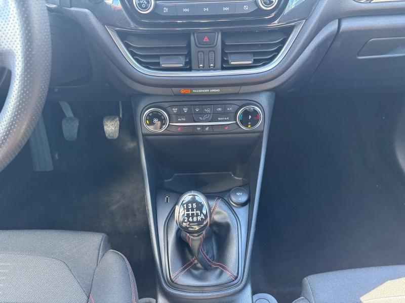 Photo 15 de l’annonce de FORD Fiesta d’occasion à vendre à LA GARDE