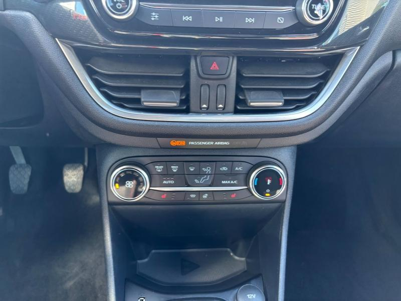 Photo 18 de l’annonce de FORD Fiesta d’occasion à vendre à LA GARDE