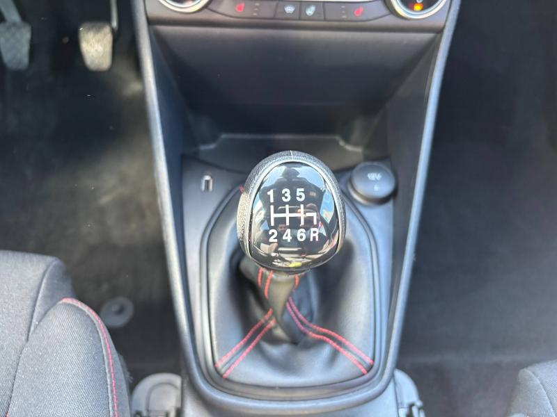 Photo 19 de l’annonce de FORD Fiesta d’occasion à vendre à LA GARDE