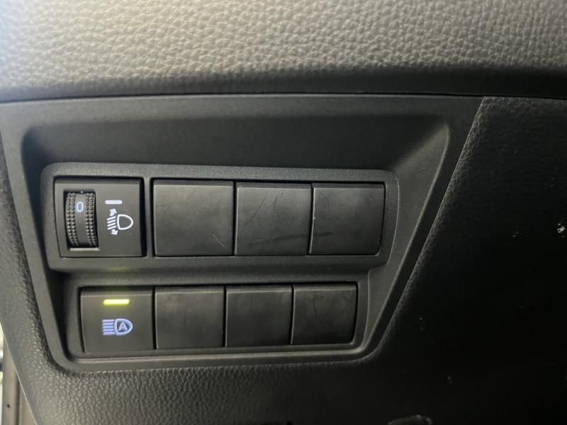 Photo 5 de l’annonce de TOYOTA Yaris Cross d’occasion à vendre à LATTES