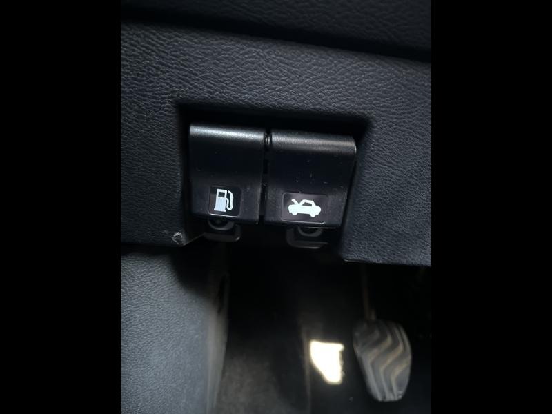 Photo 20 de l’annonce de NISSAN Micra d’occasion à vendre à CARPENTRAS