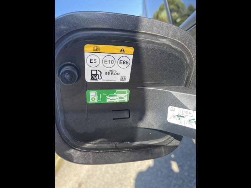 Photo 8 de l’annonce de FORD Focus d’occasion à vendre à CARPENTRAS