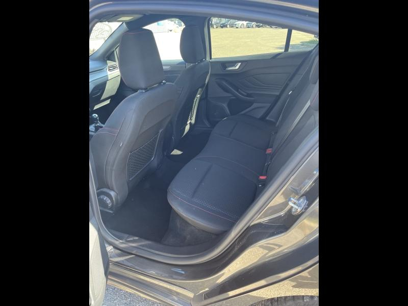 Photo 12 de l’annonce de FORD Focus d’occasion à vendre à CARPENTRAS