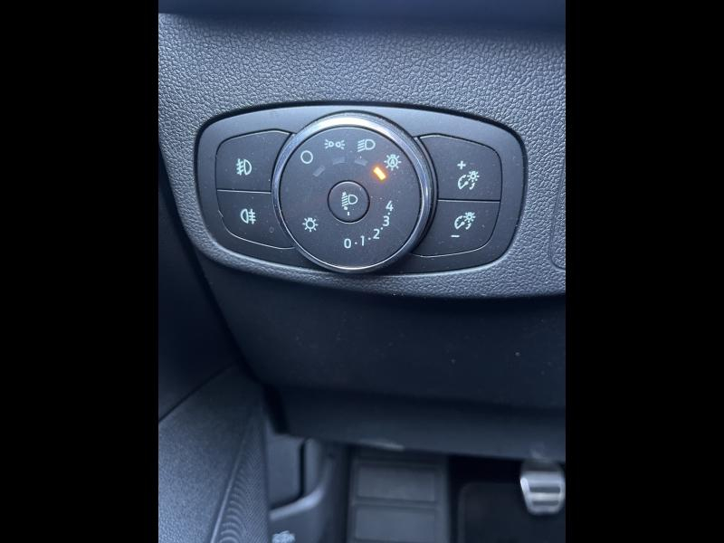 Photo 16 de l’annonce de FORD Focus d’occasion à vendre à CARPENTRAS