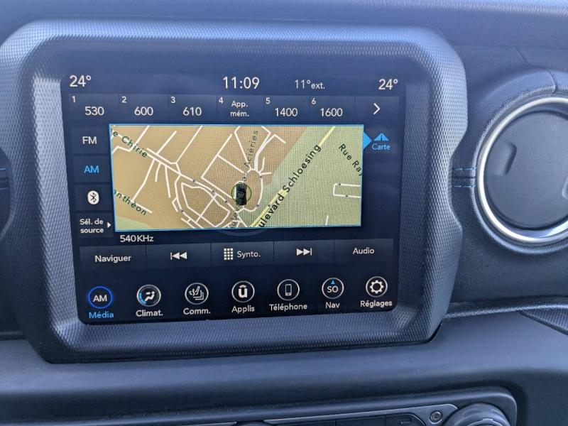 Photo 12 de l’annonce de JEEP Wrangler d’occasion à vendre à MARSEILLE