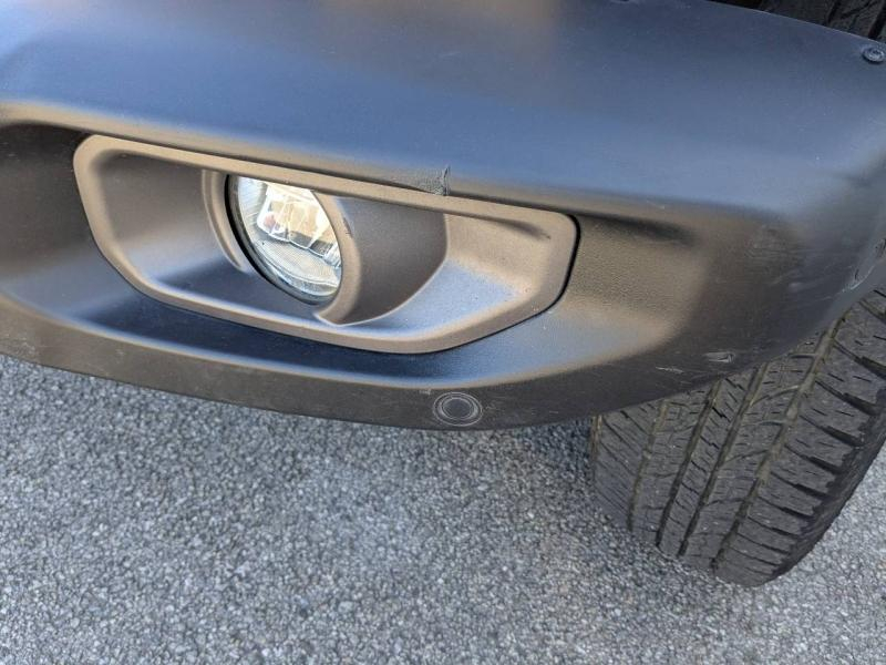 Photo 16 de l’annonce de JEEP Wrangler d’occasion à vendre à MARSEILLE