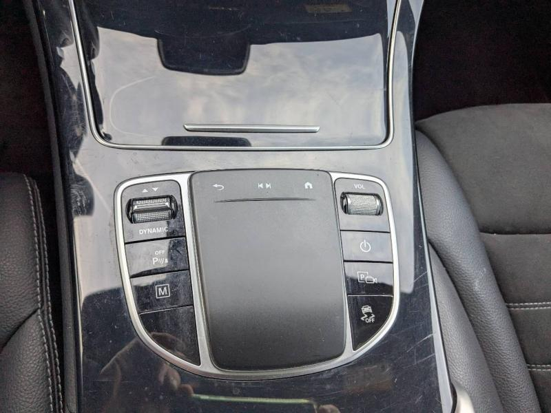 Photo 18 de l’annonce de MERCEDES-BENZ GLC d’occasion à vendre à MARSEILLE