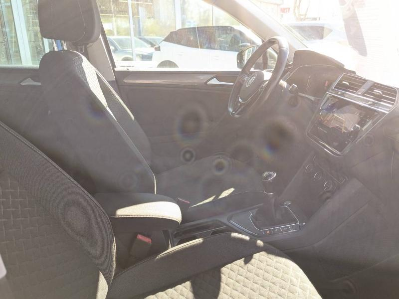 Photo 6 de l’annonce de VOLKSWAGEN Tiguan d’occasion à vendre à AIX-EN-PROVENCE