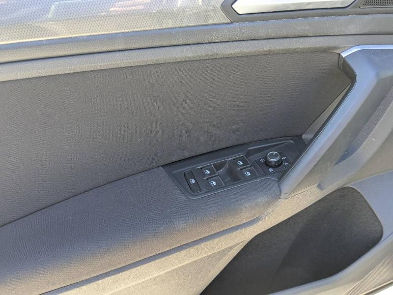 Photo 14 de l’annonce de VOLKSWAGEN Tiguan d’occasion à vendre à AIX-EN-PROVENCE