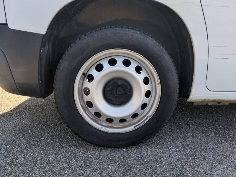 Photo 12 de l’annonce de CITROEN Berlingo Van VUL d’occasion à vendre à ARLES