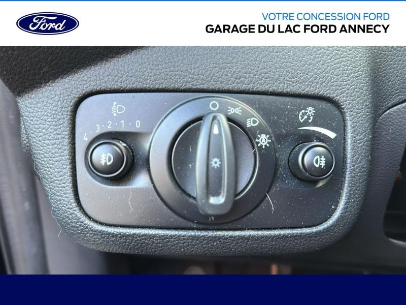 Photo 10 de l’annonce de FORD Kuga d’occasion à vendre à ANNECY