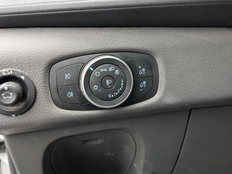 Photo 11 de l’annonce de FORD Transit CCb VUL d’occasion à vendre à LA VALETTE