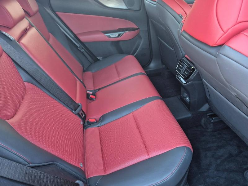 Photo 17 de l’annonce de LEXUS NX d’occasion à vendre à AVIGNON