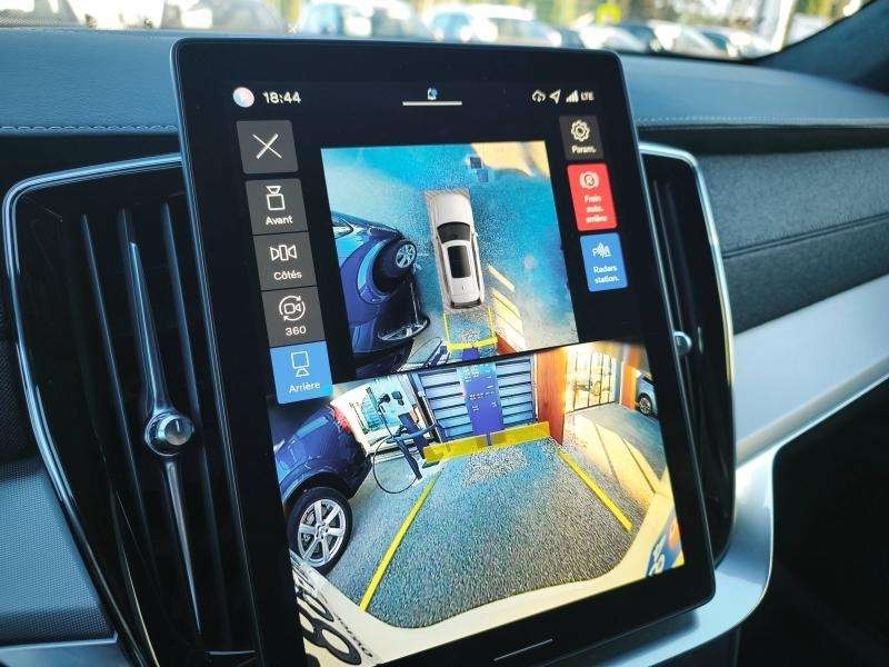 Photo 16 de l’annonce de VOLVO XC90 d’occasion à vendre à AVIGNON