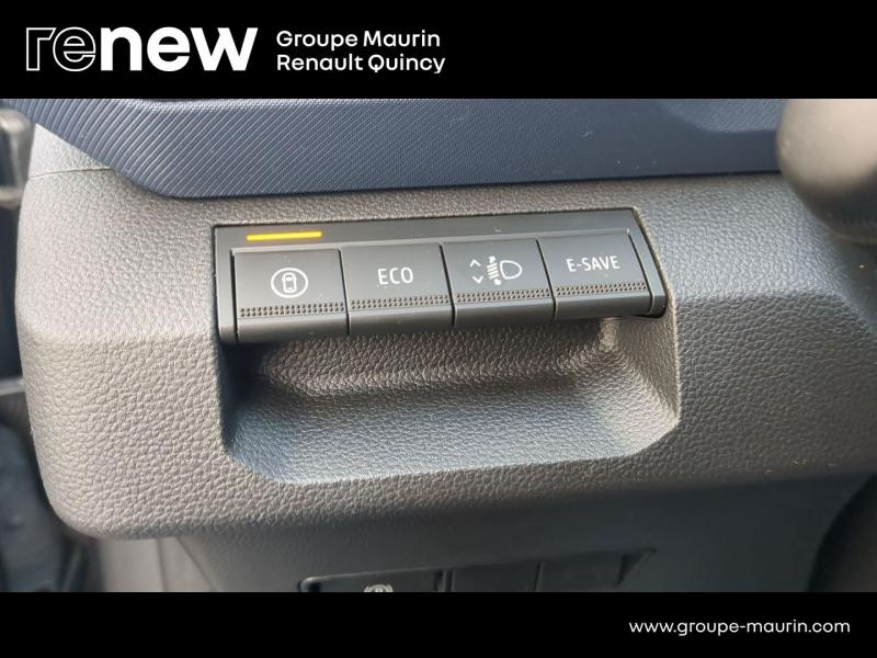 Photo 14 de l’annonce de DACIA Duster d’occasion à vendre à QUINCY-SOUS-SÉNART