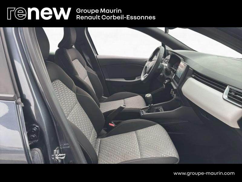 Photo 19 de l’annonce de RENAULT Clio d’occasion à vendre à CORBEIL-ESSONNES