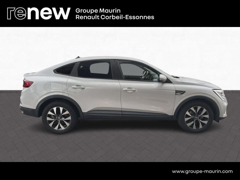 Photo 6 de l’annonce de RENAULT Arkana d’occasion à vendre à CORBEIL-ESSONNES