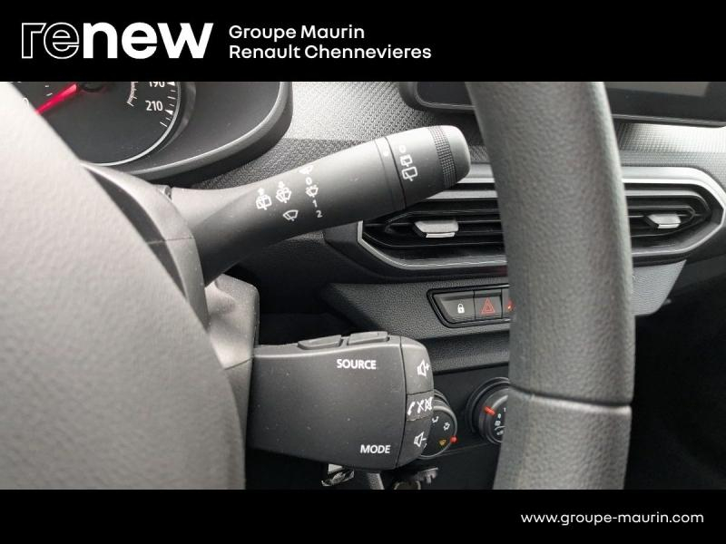 Photo 18 de l’annonce de DACIA Sandero d’occasion à vendre à CHENNEVIÈRES-SUR-MARNE
