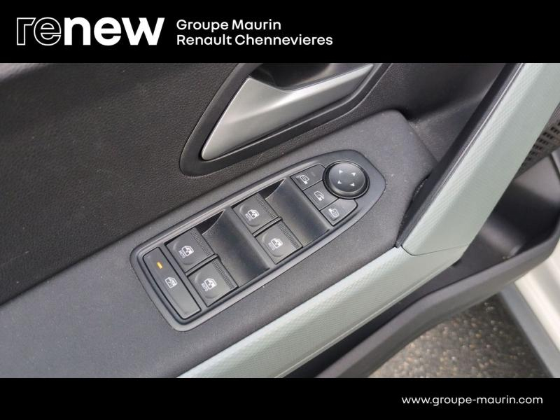 Photo 12 de l’annonce de DACIA Duster d’occasion à vendre à CHENNEVIÈRES-SUR-MARNE